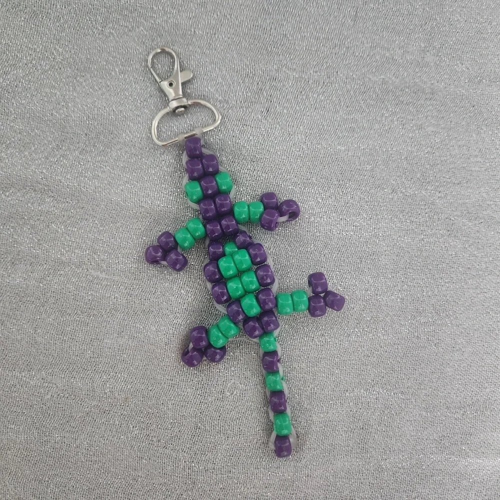 Handmade Beaded Lizard Keychain Purple Green Pony‎ Bead Gecko 90s Camp Nostalgia